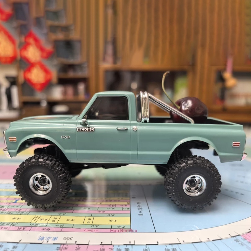 Rc Hobby World - Axial SCX30 1/30 シミュレートK10 RC電動ブラシ付き4WDオフロードクライミングピックアップトラック 簡単持ち運び